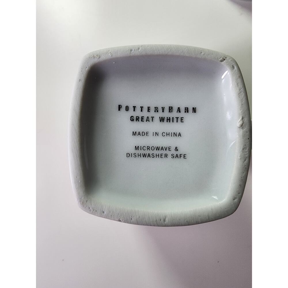 POTTERY BARN Great White Square Base 4.5" Tall Coffee Mugs - Set of 4 - Picture 10 of 11